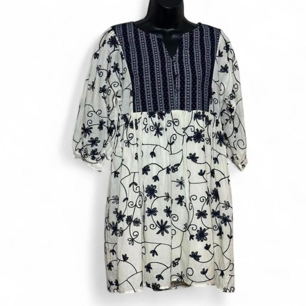 NWT Hayden Los Angeles Navy & Cream Floral Embroidered Mini Dress
